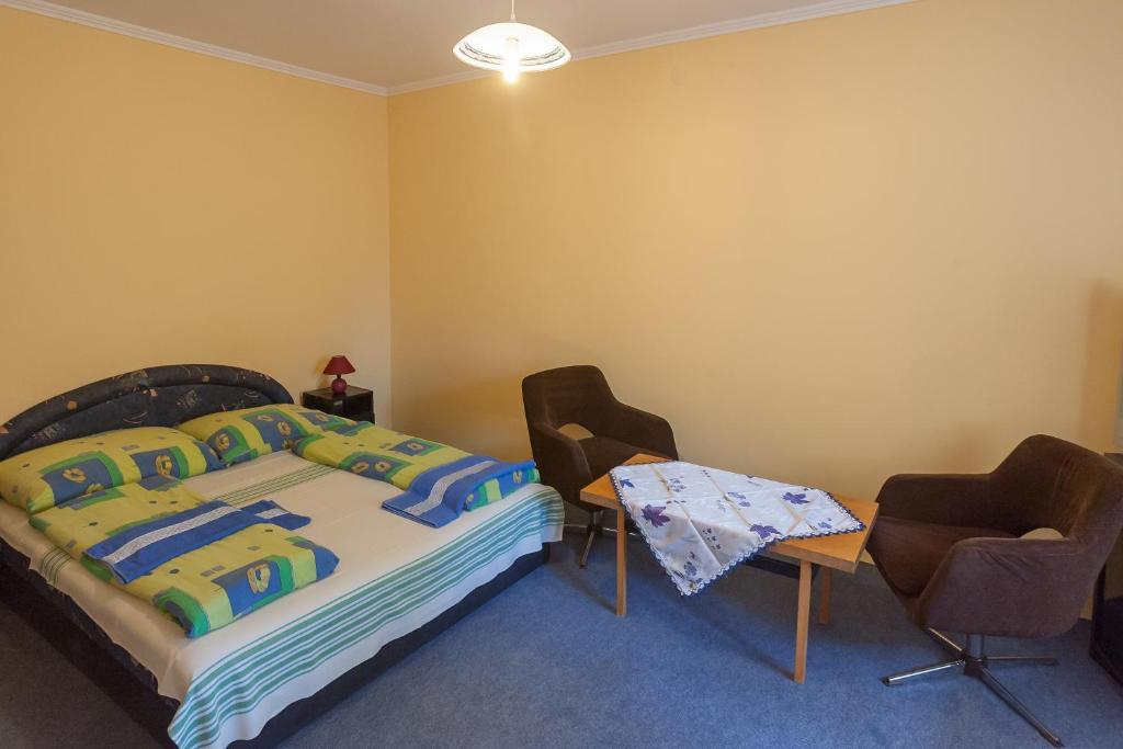 Paratlan Apartmanhaz Szilvásvárad Zimmer foto